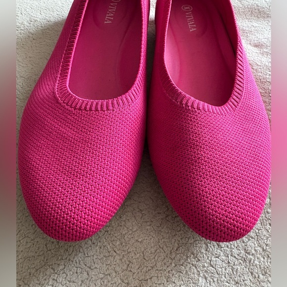Vivaia Claire Women's Vibrant Pink Ballet Flats - Picture 3 of 13